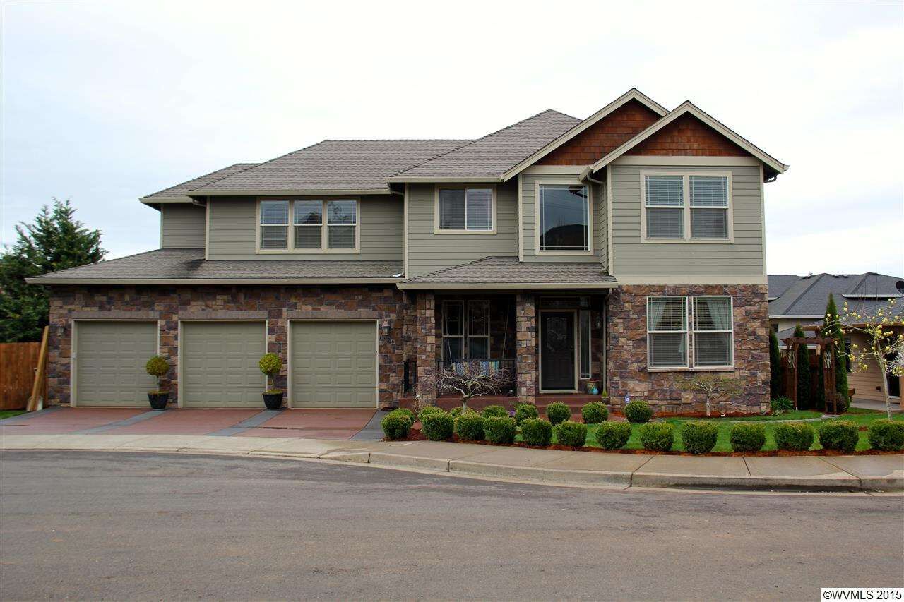 Property Photo:  1526 Broken Wheel Ct NW  OR 97304 