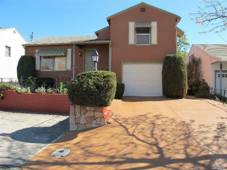 Property Photo:  2516 Alameda Street  CA 94590 