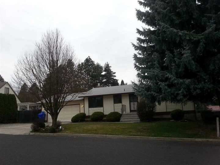 11611 N Merlin Dr  Spokane WA 99218 photo