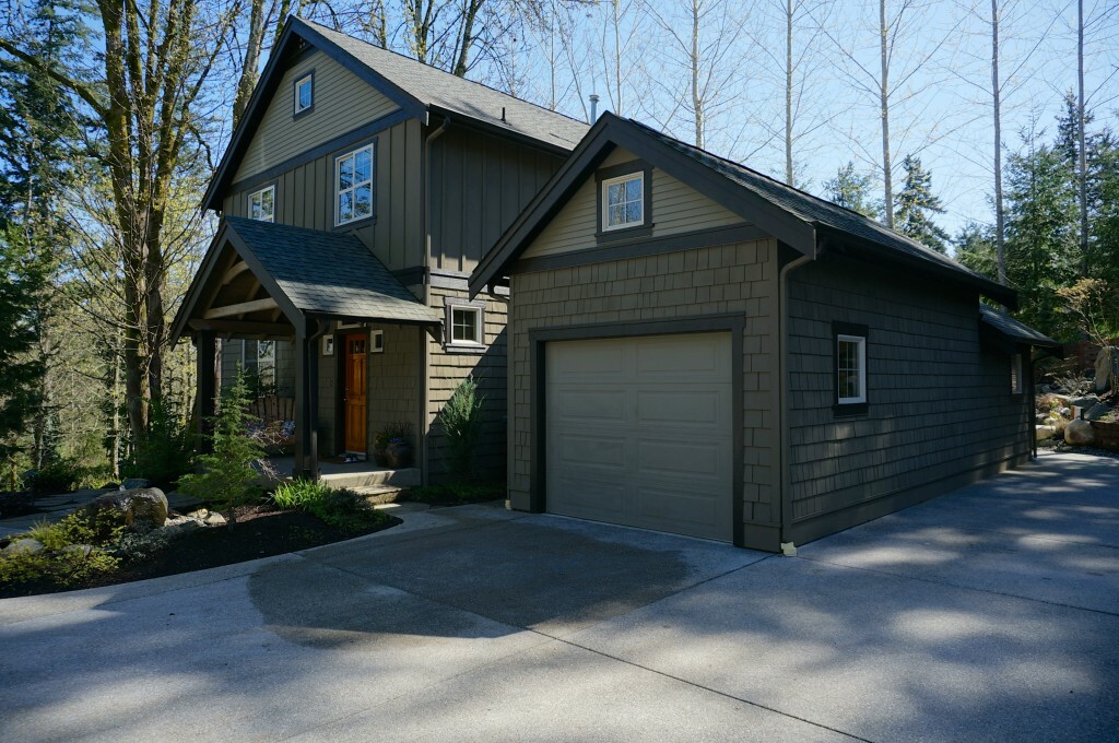 Property Photo:  1152 Kamus Dr  WA 98333 