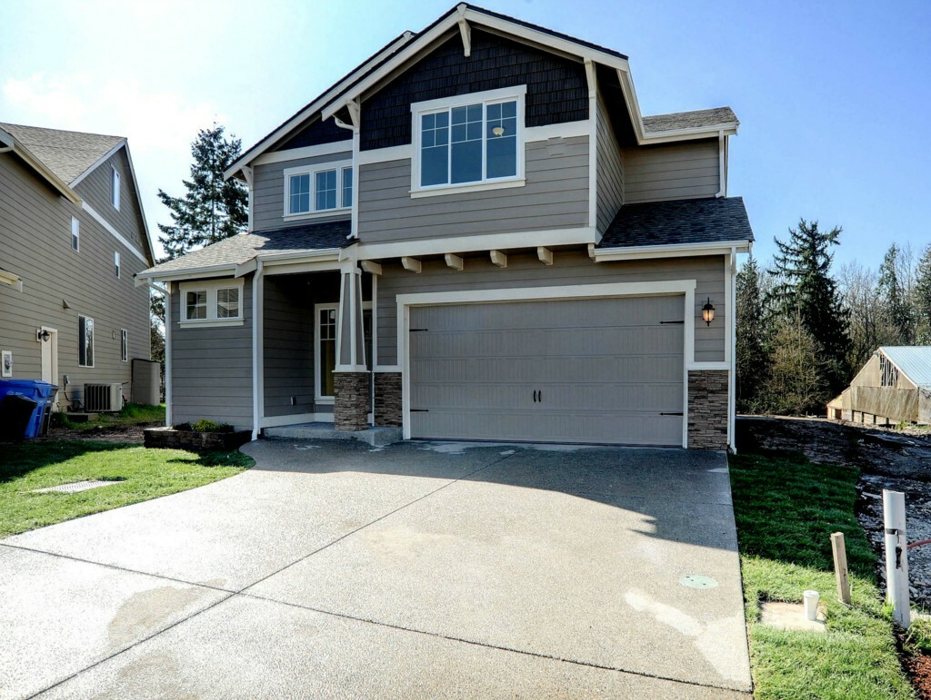 Property Photo:  13118 119th Av Ct E  WA 98373 