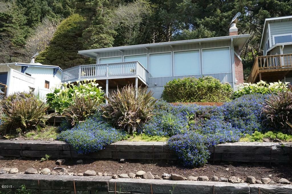 Property Photo:  7486 NE Neptune Drive  OR 97367 