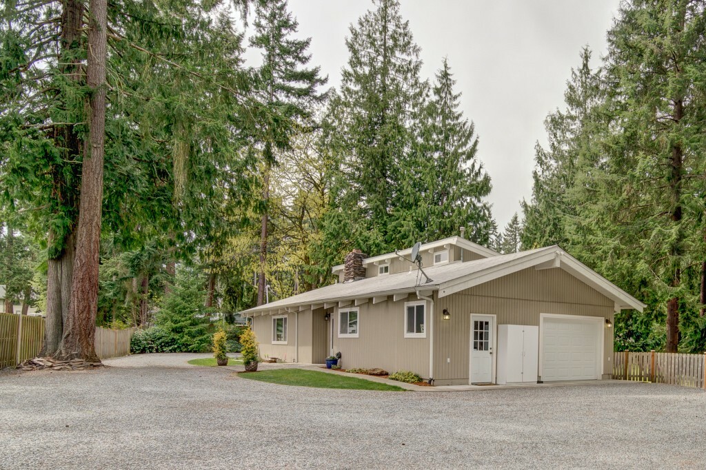 Property Photo: 6410 195th Ave E WA 98391