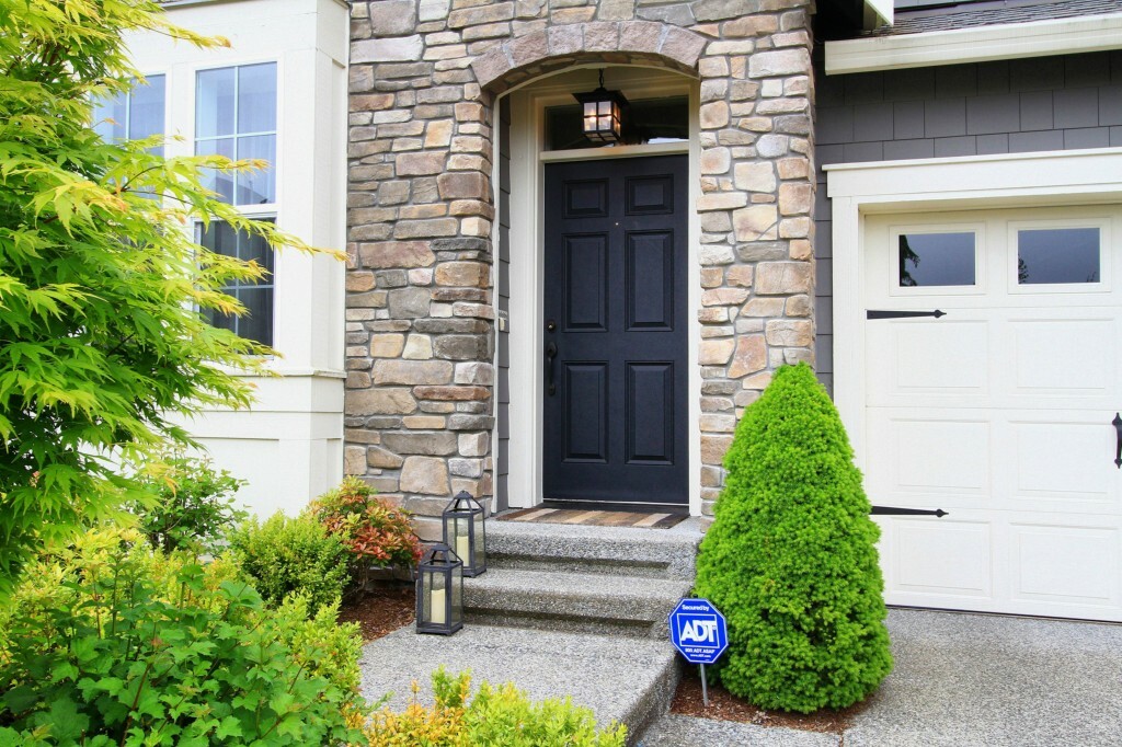 Property Photo: 2803 102nd Place NE WA 98004