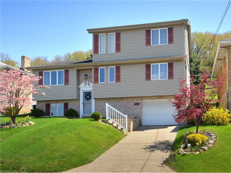 Property Photo:  1015 Minnesota Ave.  PA 15045 