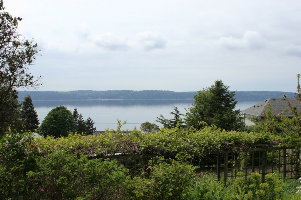 Property Photo:  1374 W Camano Dr  WA 98282 