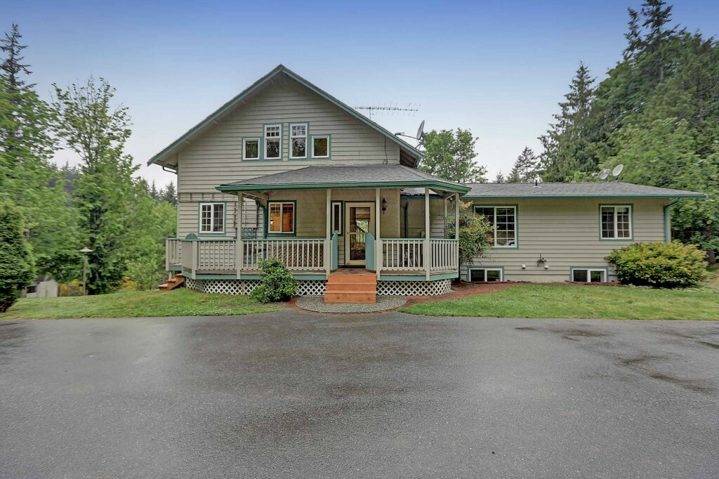 Property Photo:  8909 176th St NW  WA 98292 