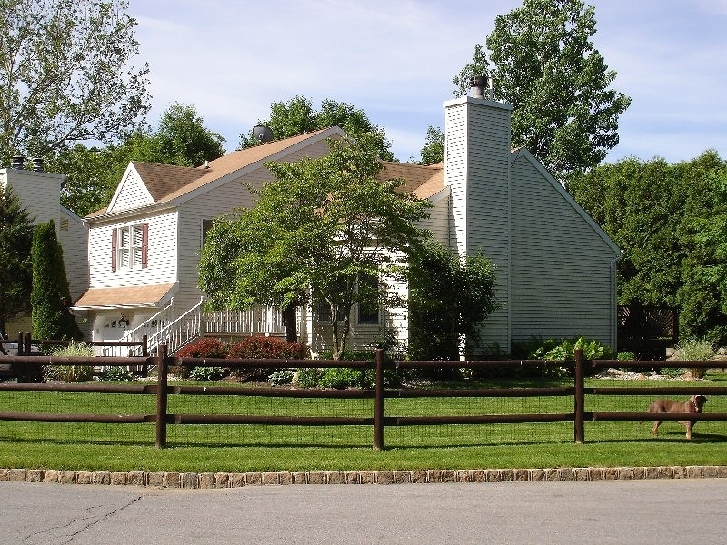 Property Photo: 3 Lakeside Pl NJ 07871