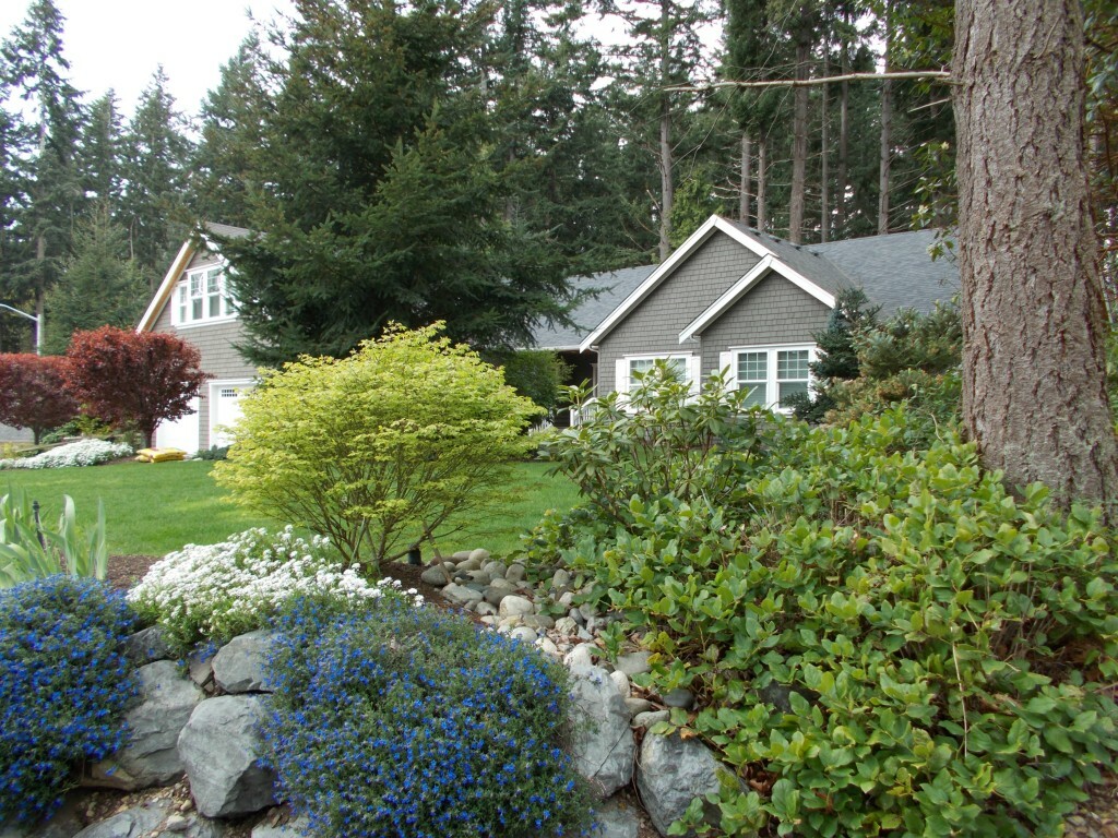 Property Photo:  138 Valdes Ct  WA 98282 