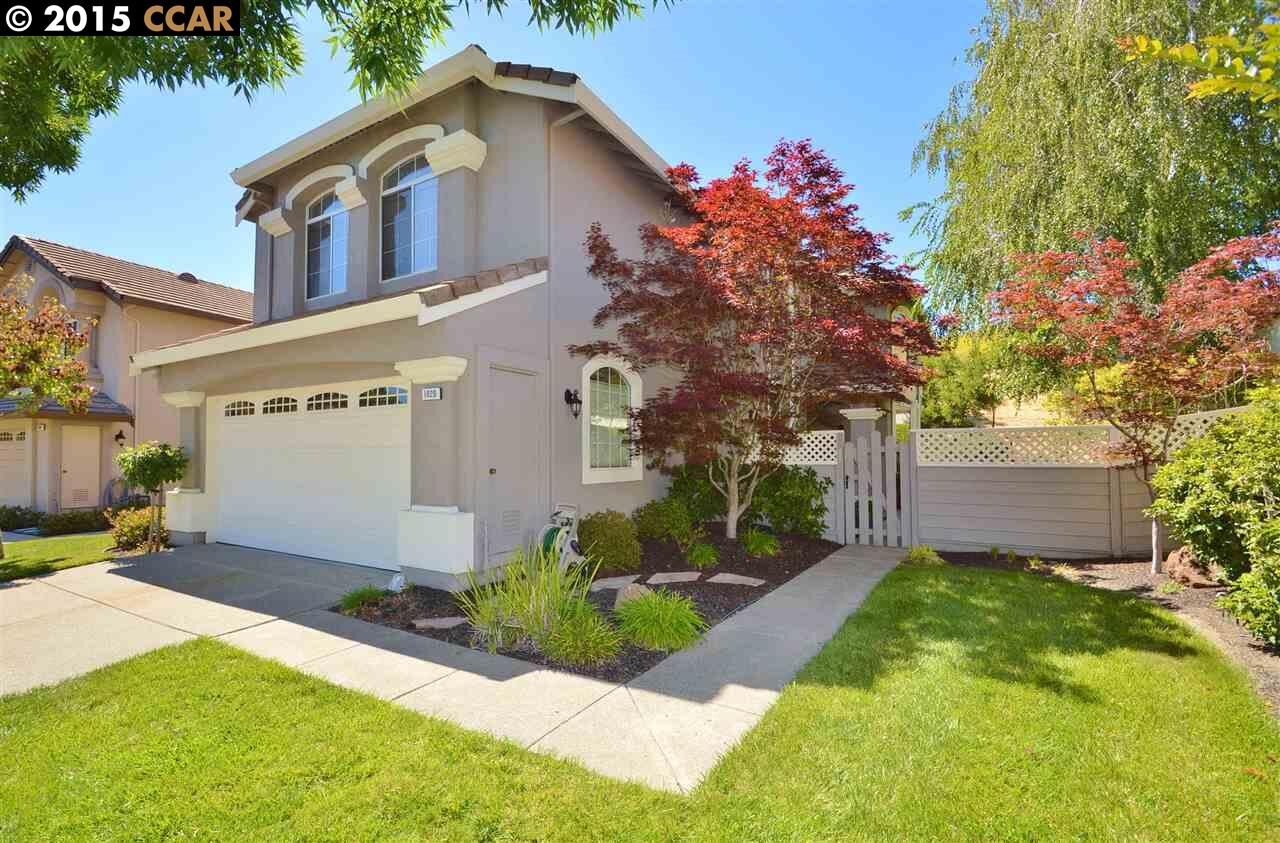 Property Photo: 1020 Glasgow Pl CA 94526