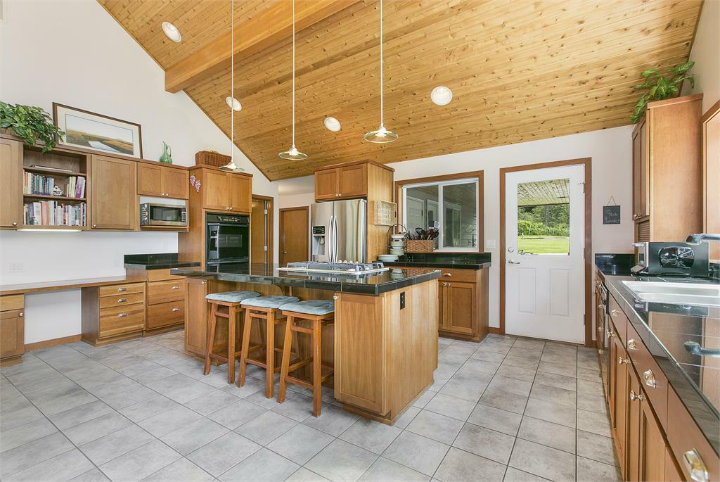 Property Photo:  235 Barnum Rd  WA 98282 