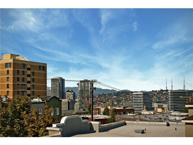 Property Photo: 1200 Boylston Ave 702 WA 98101