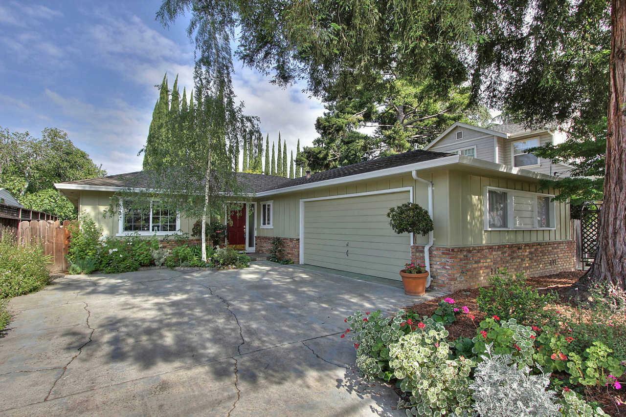 Property Photo:  408 Esther Avenue  CA 95008 