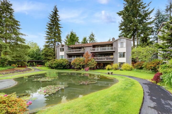 1533 NE 143rd St H-1  Seattle WA 98125 photo