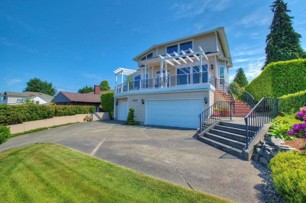 Property Photo:  3717 Olympic Blvd W  WA 98466 