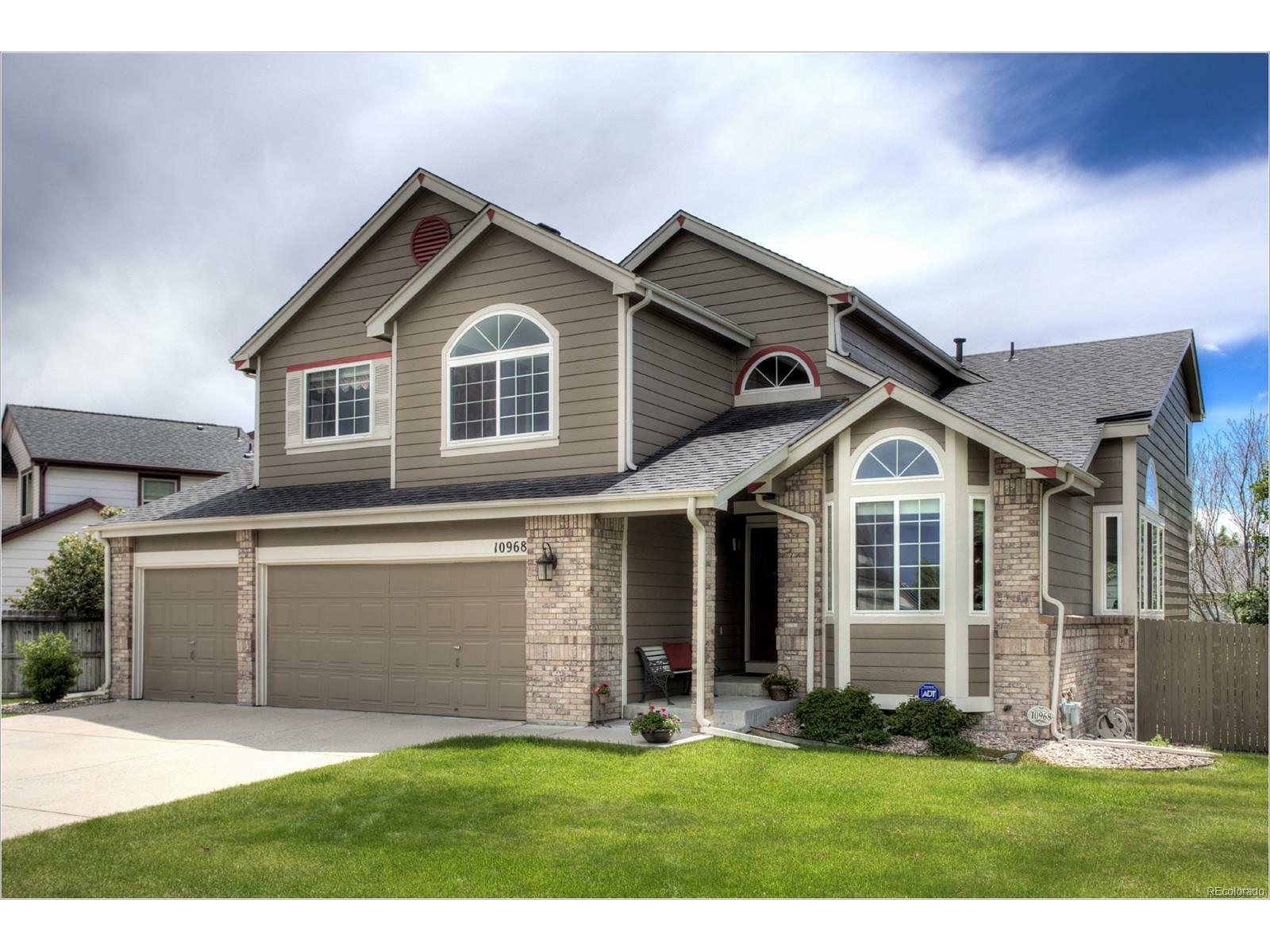 Property Photo: 10968 West Dumbarton Circle CO 80127