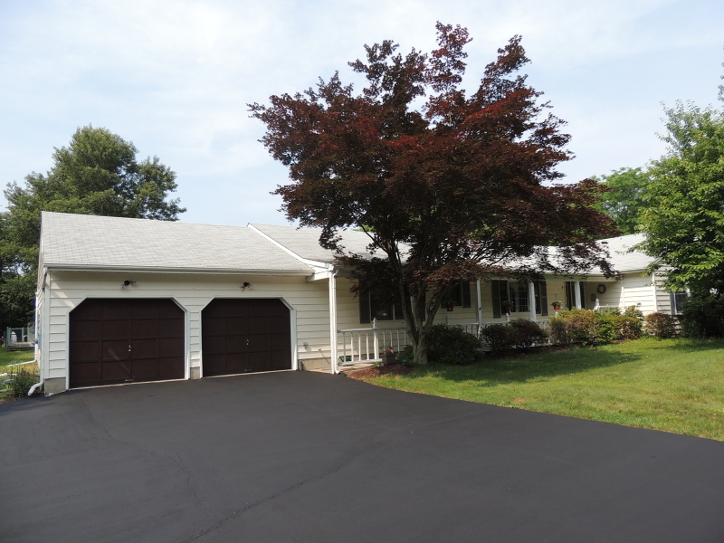 Property Photo: 9 Pioneer Dr NJ 08844