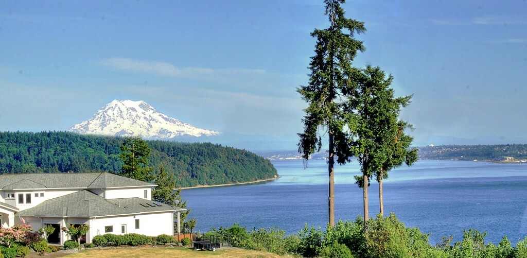 Property Photo:  1105 115th St Ct NW  WA 98332 