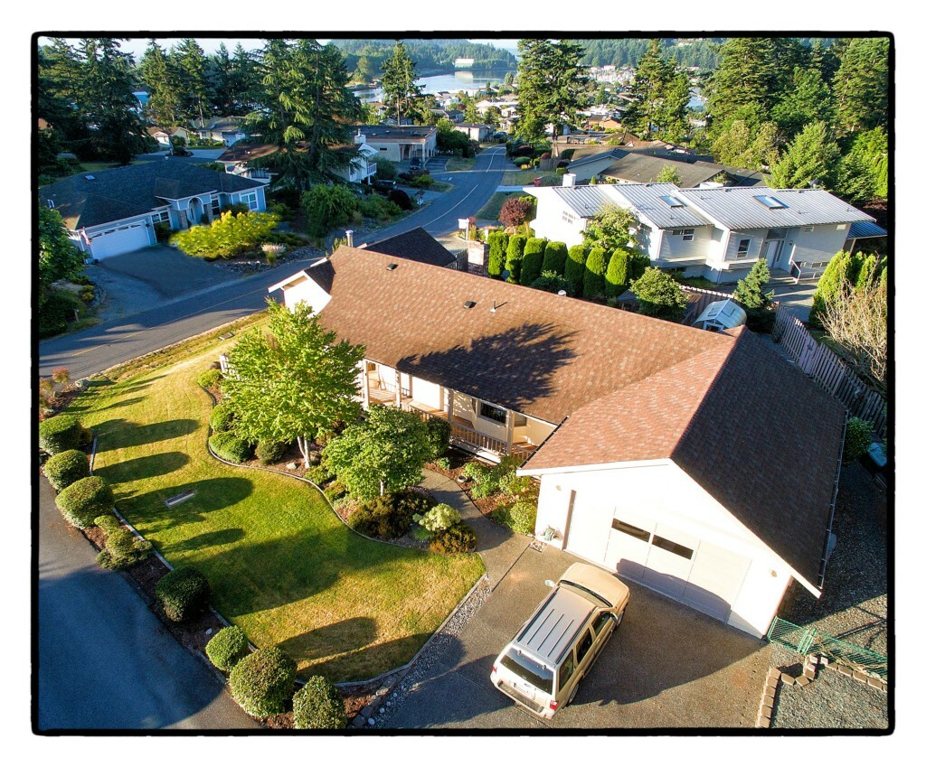 Property Photo:  54 Sauk Place  WA 98257 