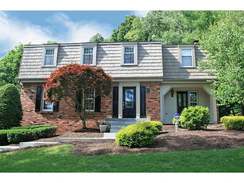 Property Photo:  119 Woodside Drive  PA 15317 