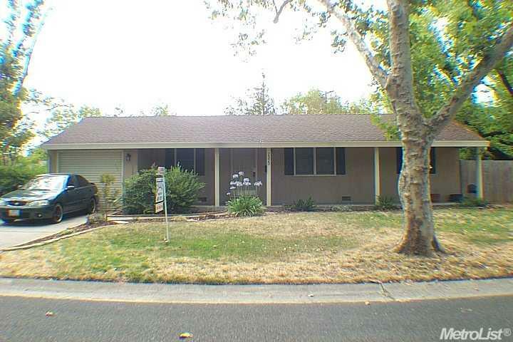 Property Photo:  2320 Tyrolean Way  CA 95821 