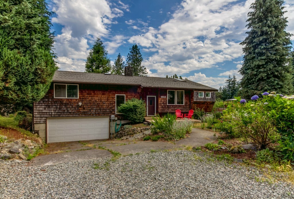 Property Photo:  4513 Lakeway Dr  WA 98229 