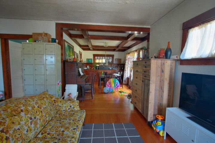 Property Photo:  4215 S Lucile St  WA 98118 