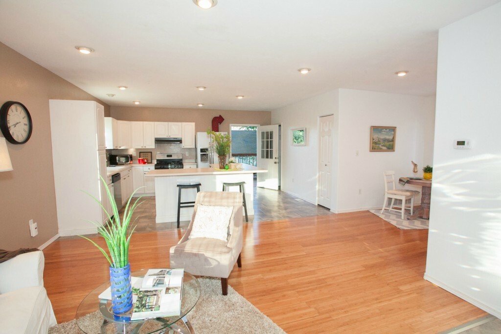 Property Photo:  3825 E I St  WA 98404 