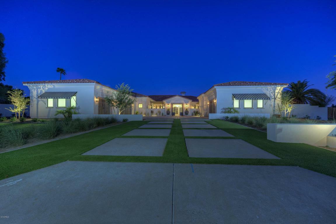 Property Photo: 9821 N 60th Place AZ 85253