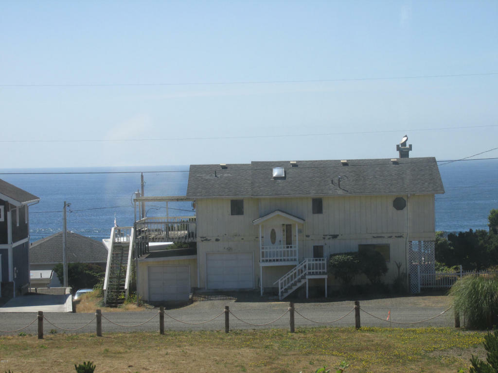 Property Photo: 5288 NW Keel Avenue OR 97367