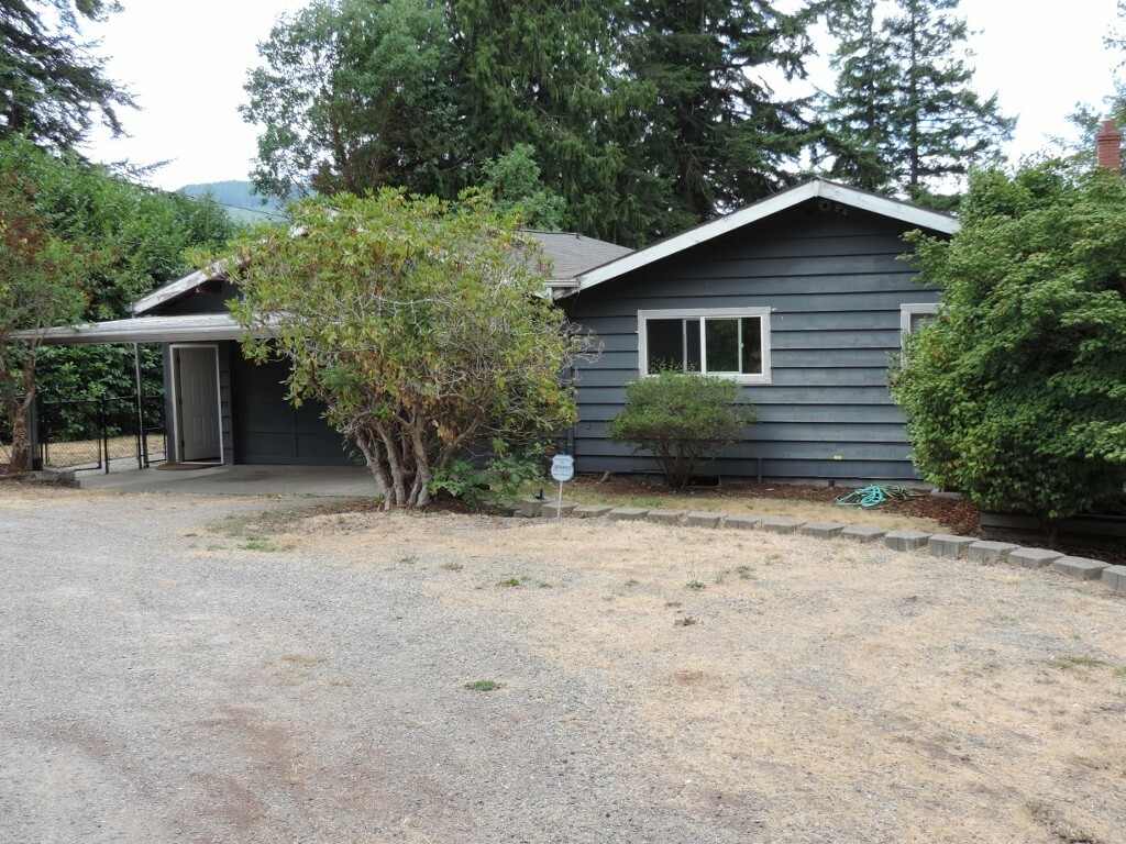 Property Photo:  4219 Lakeview Ct NW  WA 98312 