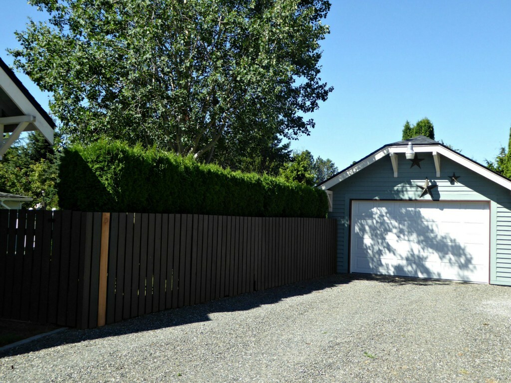 Property Photo:  2506 Cedarwood Ave  WA 98225 