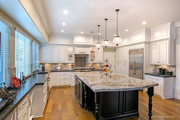 Property Photo: 270 Camino Tablero CA 92029