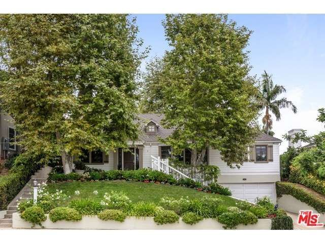 Property Photo: 11134 Cashmere St CA 90049