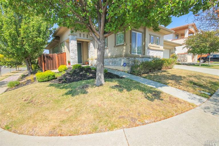 Property Photo: 516 Emerald Hills Circle CA 94533