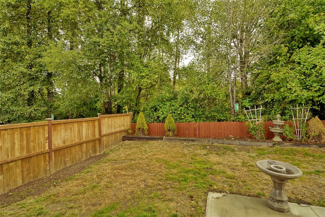 Property Photo:  6513 81st Dr NE  WA 98270 