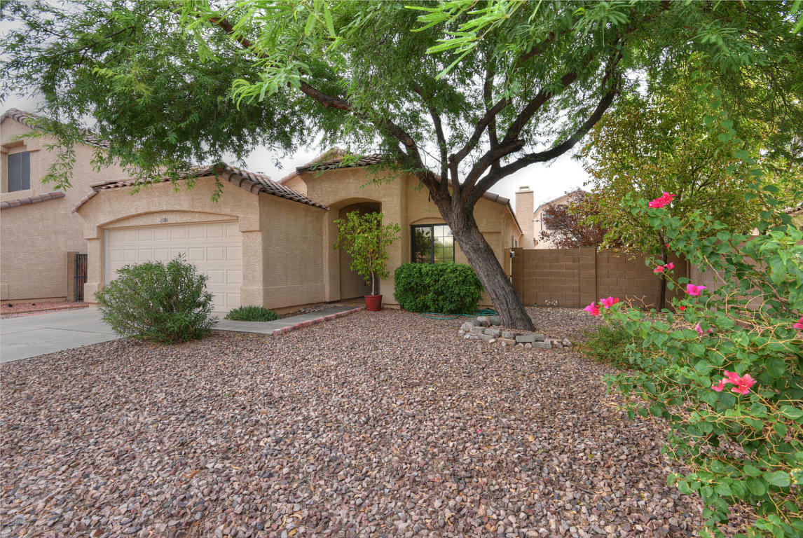 Property Photo:  2006 W Tracy Lane  AZ 85023 