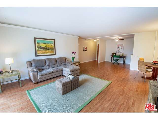 Property Photo: 1925 Overland Ave 104 CA 90025