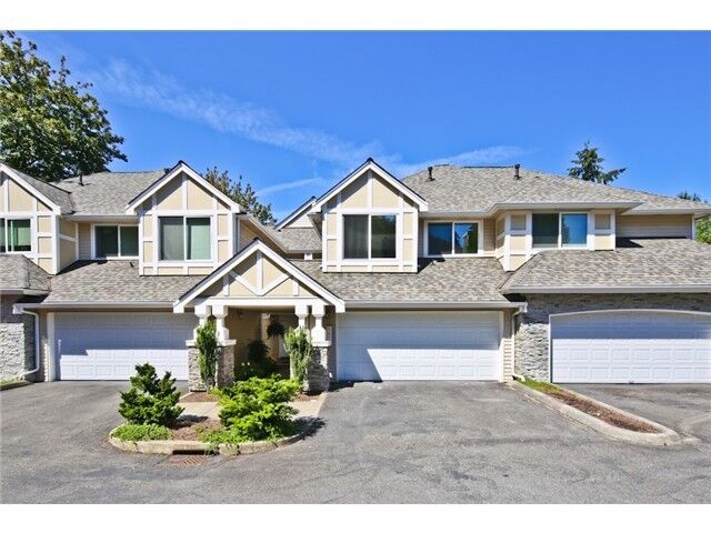 6657 SE Cougar Mountain Wy  Bellevue WA 98006 photo