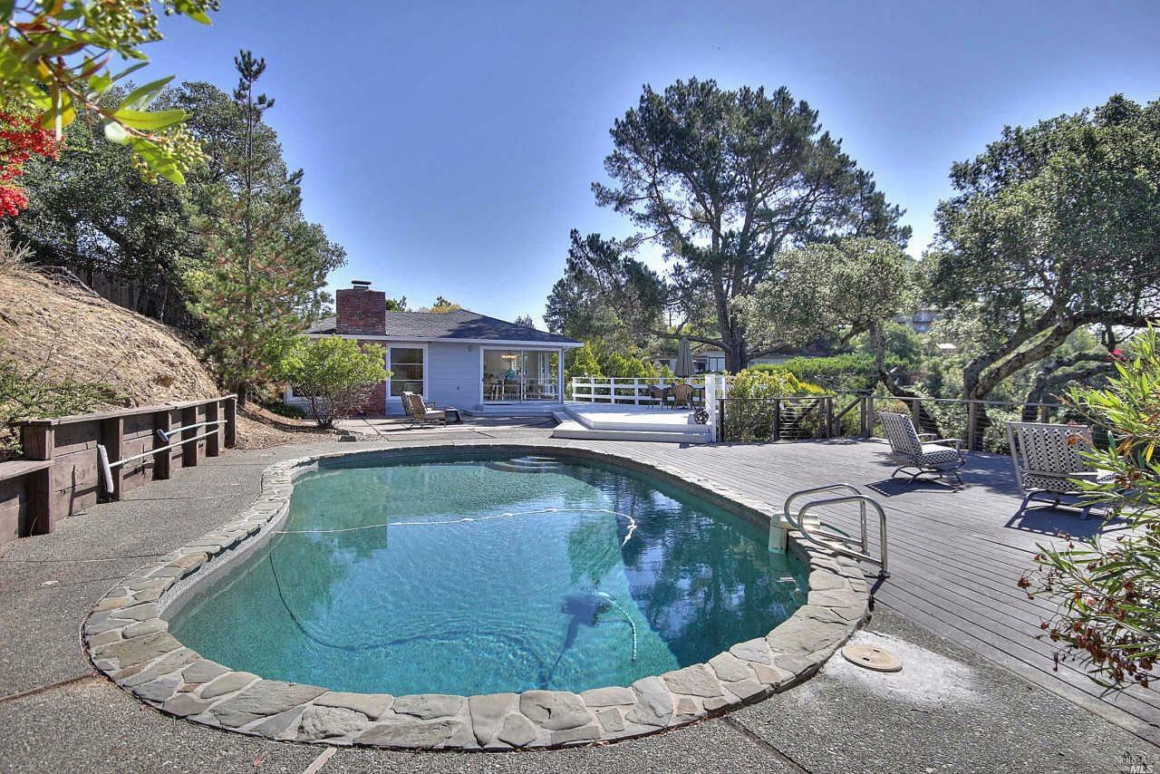 Property Photo:  155 Bret Harte Road  CA 94901 