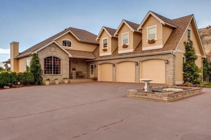 Property Photo:  4008 Lovell Rd  WA 98801 