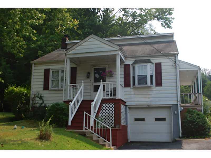 Property Photo:  1114 College Avenue  PA 15644 