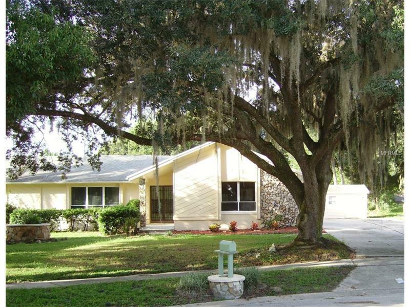 Property Photo:  3630 Dahill Court  FL 32707 