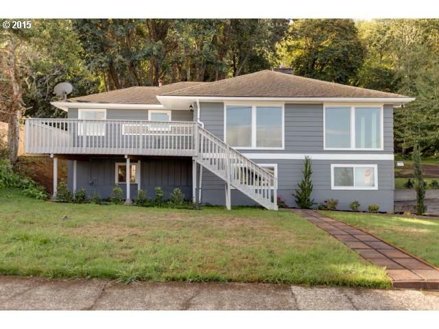 Property Photo: 3323 Harrison Ave OR 97103