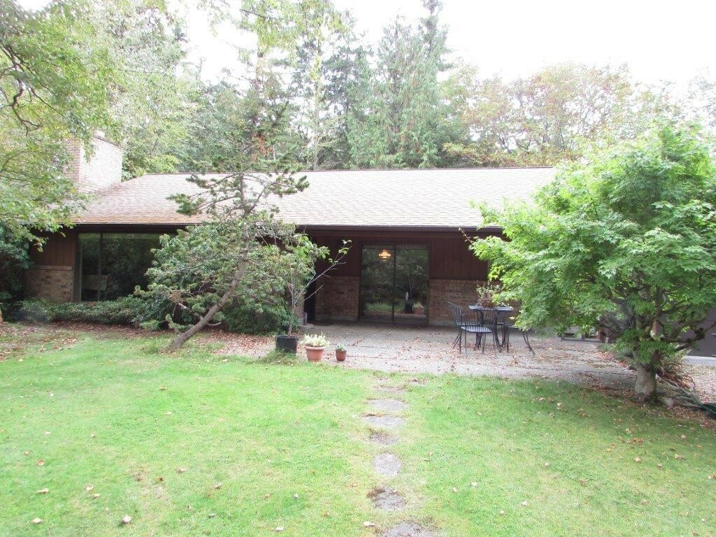 Property Photo: 1202 Telegraph Rd WA 98226