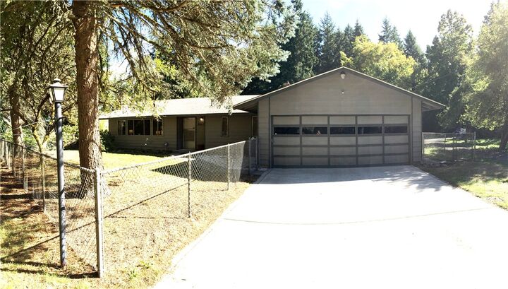 Property Photo:  2447 Sidney Lane  WA 98366 