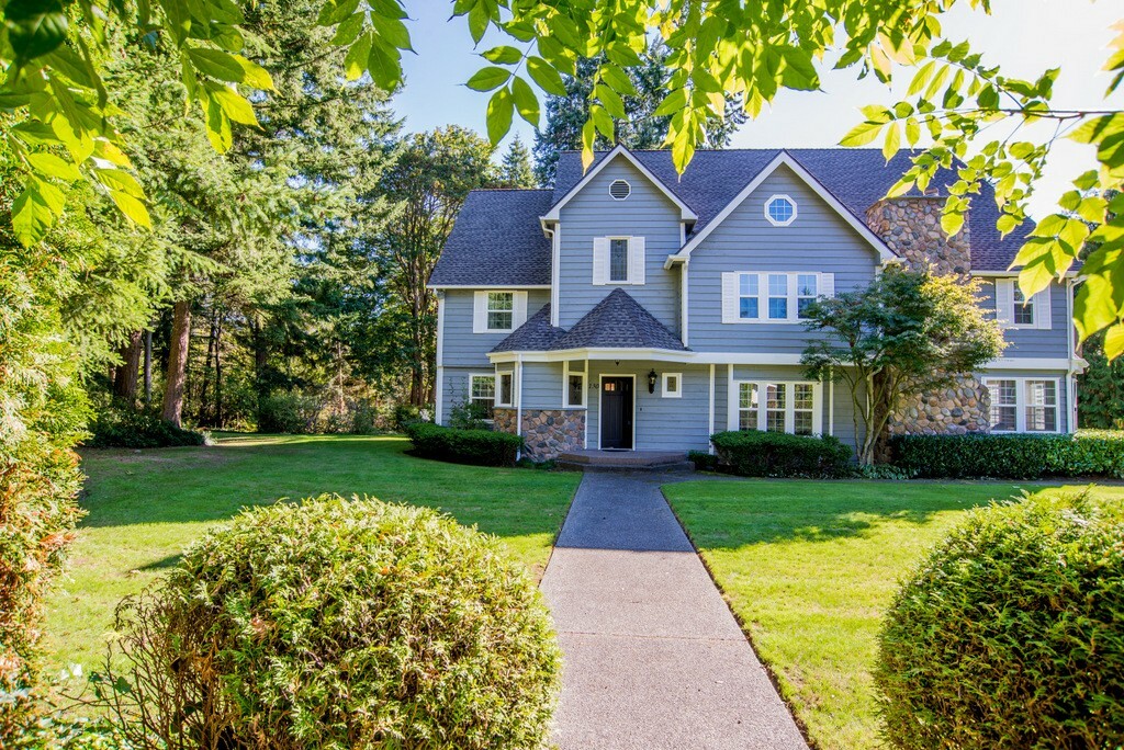 Property Photo: 130 Hosanna Wy WA 98282