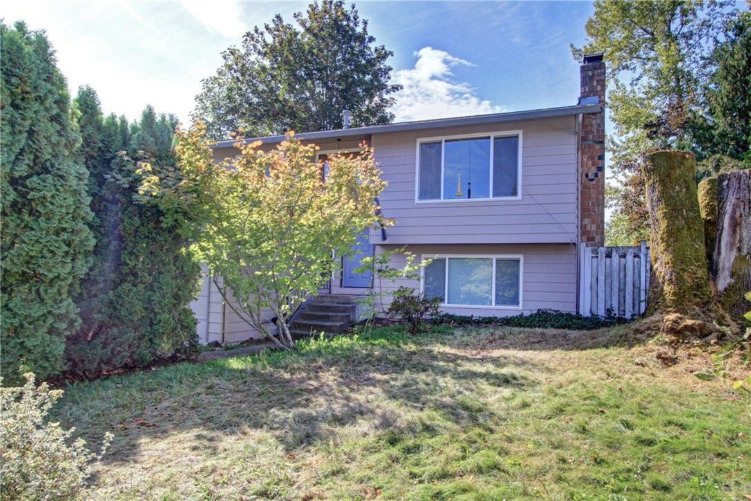 Property Photo:  19727  143rd Place SE  WA 98058 