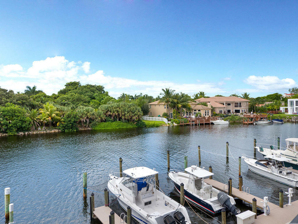 Property Photo:  210 Captains Walk 712  FL 33483 