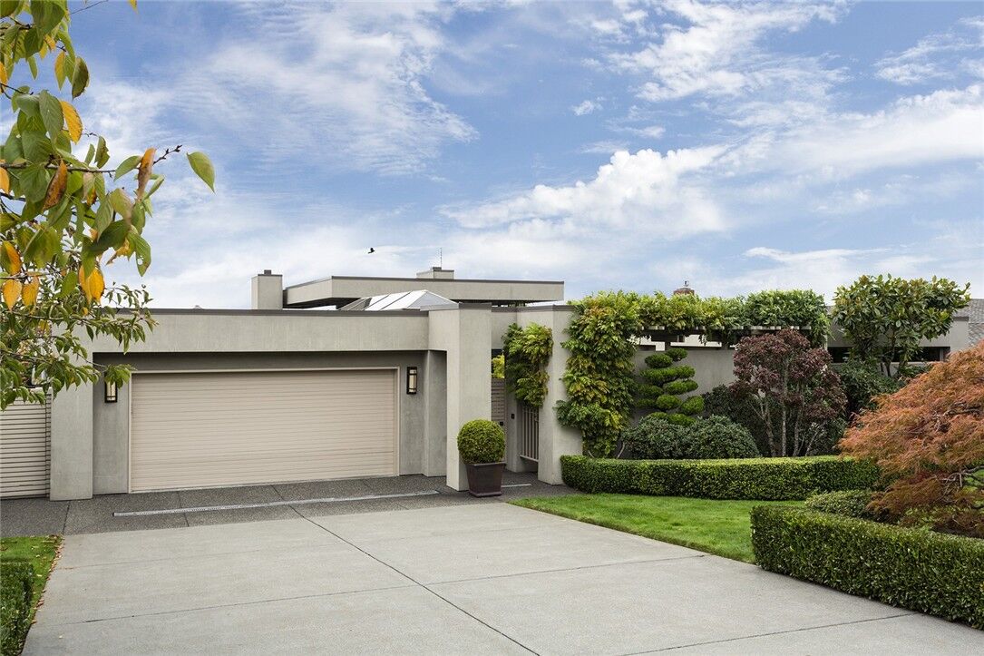 Property Photo: 16747 16th Ave NW WA 98177